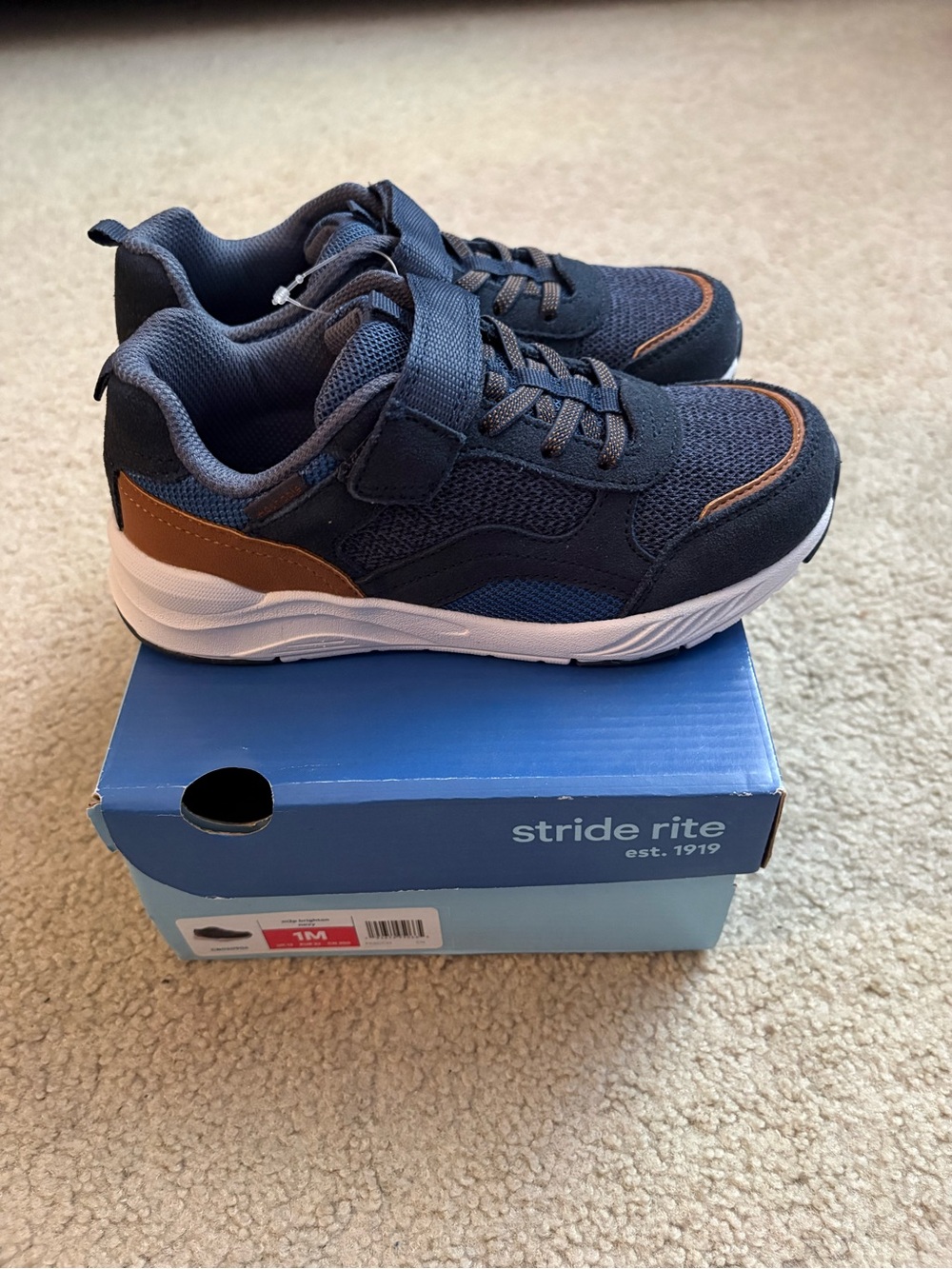 NEW in box, Stride Rite M2P Brighton sneakers, size 1